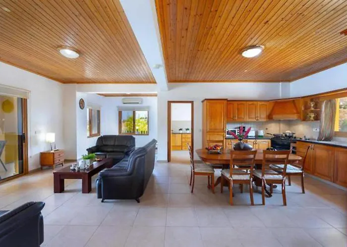 Androulla 아르가카