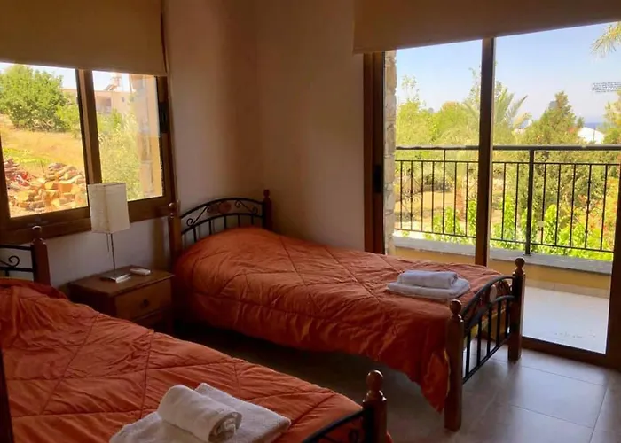 빌라 Androulla 아르가카