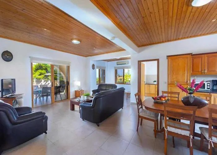 Vila Androulla Argaka